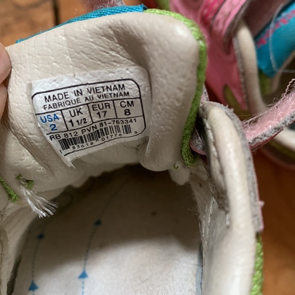 Reebok walkers - Picture 10 of 15